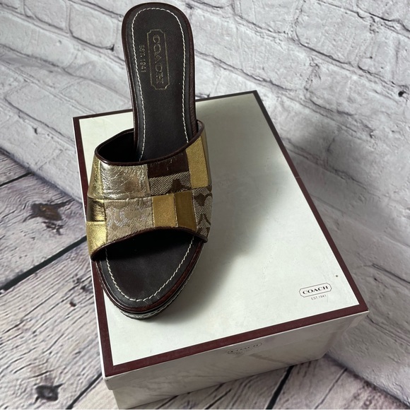 Coach Chelsea Gold Patchwork Wedge Shoes Size 6 - Picture 9 of 9